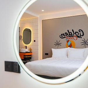 Deluxe Zimmer mit Kingsize-Bett